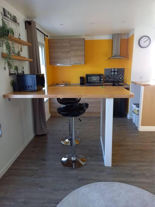 La Grelauderie 4 Apartment Saintes Luaran gambar